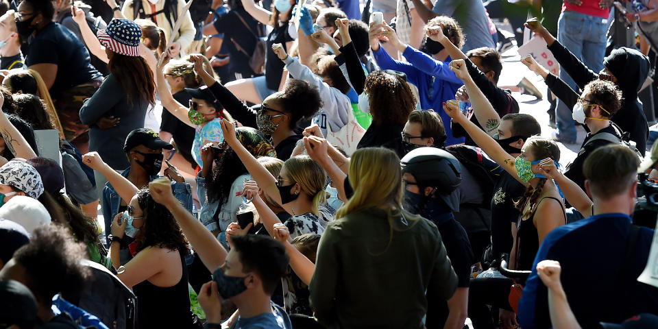 US-POLITICS-RACE-UNREST (Olivier Douliery / Getty Images)