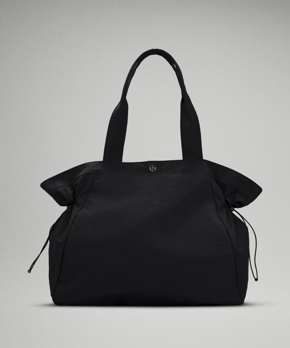 1) Lululemon Side-Cinch Shopper Bag