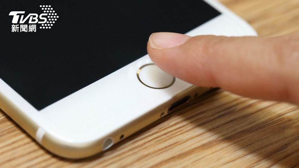 不少網友相當懷念Touch ID。（示意圖／shutterstock達志影像）