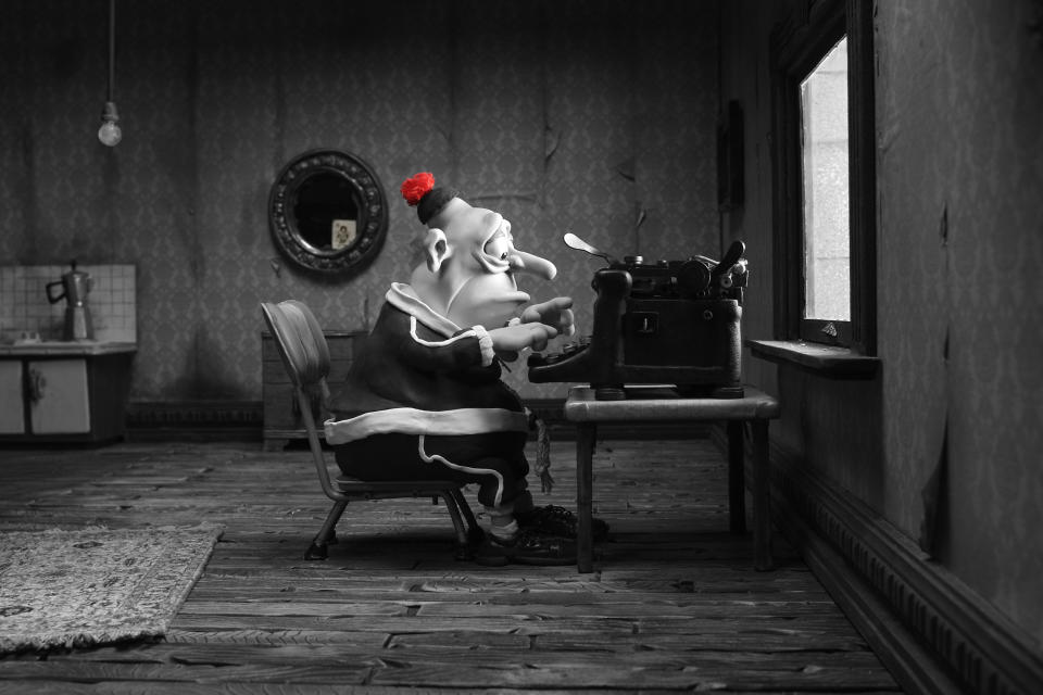 <p>‘Mary & Max’ ist einer der originellsten Trickfilme der vergangenen Jahrzehnte, für Kinder allerdings nur bedingt geeignet. Denn die einfühlsame Tragikomödie dreht sich um sensible Themen wie Suizid, schafft es aber, das Sujet in einem gekonnten Balanceakt mit dem Feiern einer ungewöhnlichen Freundschaft zu verknüpfen. Wer ‘Mary & Max’ noch nicht gesehen hat, sollte es schleunigst nachholen. 25.12., 20:15 Uhr, Tele5 </p>