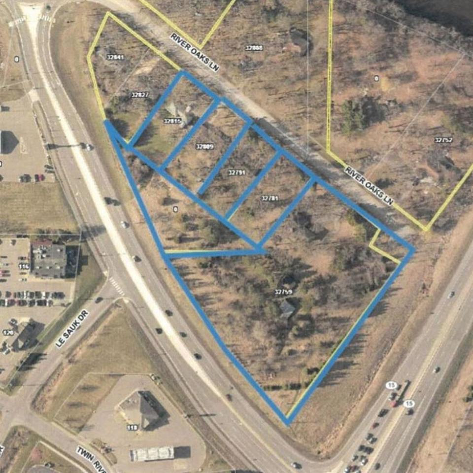 The Sartell City Council approved rezoning permits Monday that would allow for commercial development for land on River Oaks Lane.