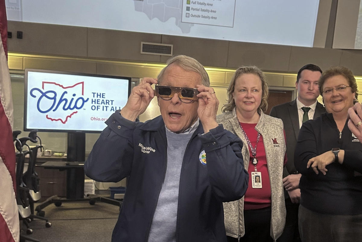 Emergency operations plan ensures ‘a great day’ for Monday’s eclipse, Ohio Gov. Mike DeWine says