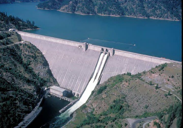 5) Dworshak Dam: Orofino, Idaho