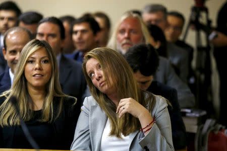 Natalia Compagnon (front), daughter-in-law of Chilean President Michelle Bachelet, sits at court in Rancagua city, south of Santiago, January 29, 2016. REUTERS/Ivan Alvarado