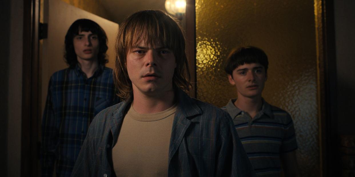 stranger things l to r finn wolfhard as mike wheeler, charlie heaton as jonathan byers and noah schnapp as will byers in stranger things cr courtesy of netflix ? 2022