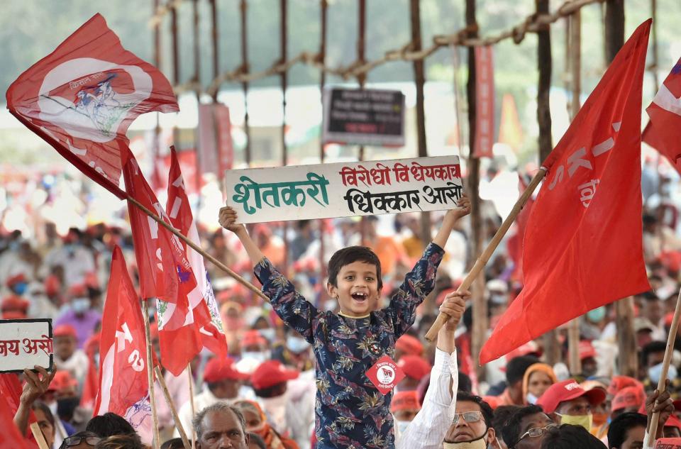 Mumbai: Farmers participate in ‘Akhil Bharatiya Kisan Sabha’ at Azad Maidan, in Mumbai, Monday.