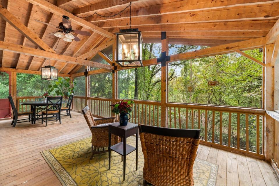 Take a look inside of this cabin found in Knoxville. The screened porch is a favorite amongst guests, according to owner Elizabeth Wiseman.