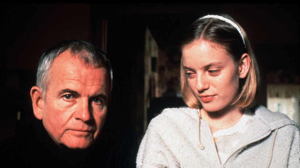 Ian Holm and Sarah Polley in 'The Sweet Hereafter'. (Credit: Fine Line Features)