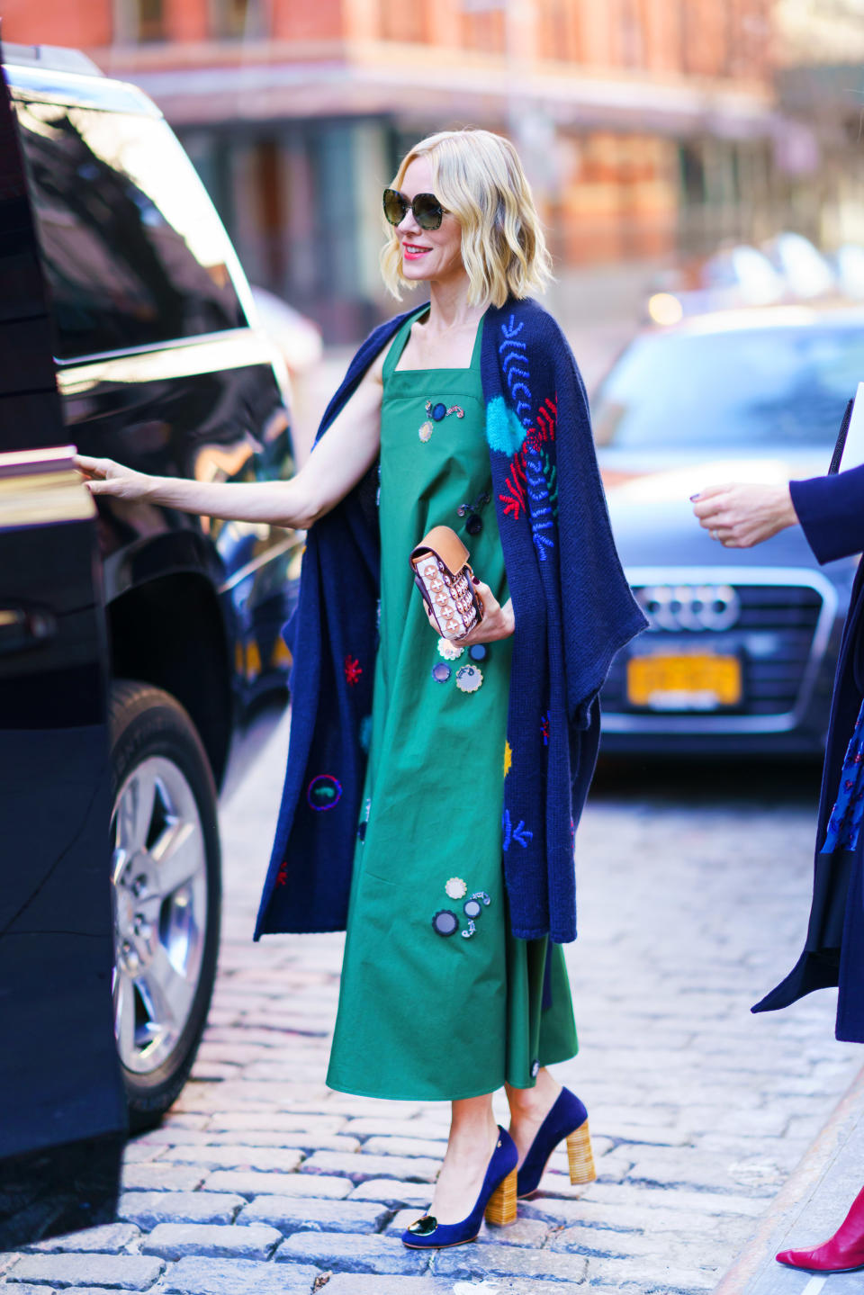 Naomi Watts stylish auf der New York Fashion Week (Bild: Splash News)