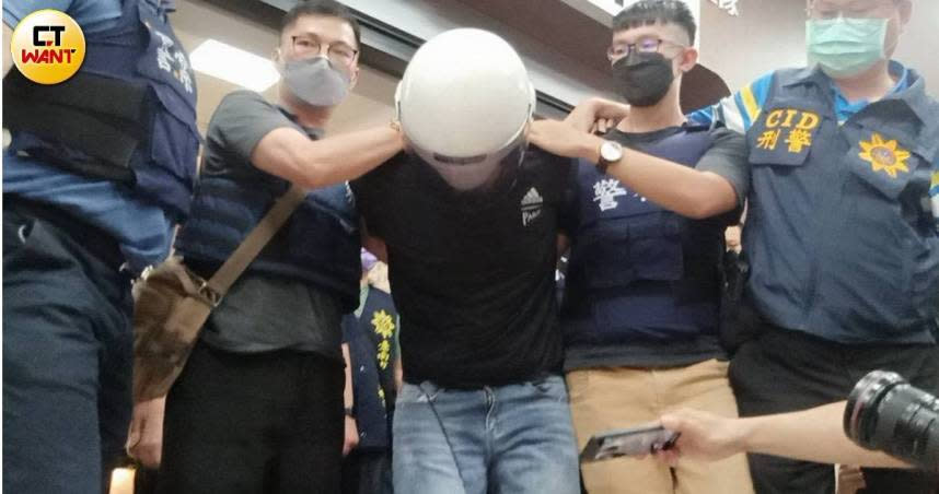 殺害台南市2名員警的兇嫌林信吾，已遭警方逮捕。（圖／張進安攝）