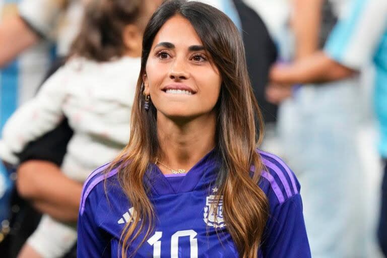 Antonela Roccuzzo dijo presente ante el encuentro de la selección argentina con Ecuador y su look llamó la atención (Foto: Archivo)