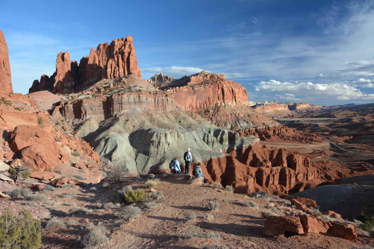 Capitol Reef's colorful rock layers pop along Chimney Rock Loop.