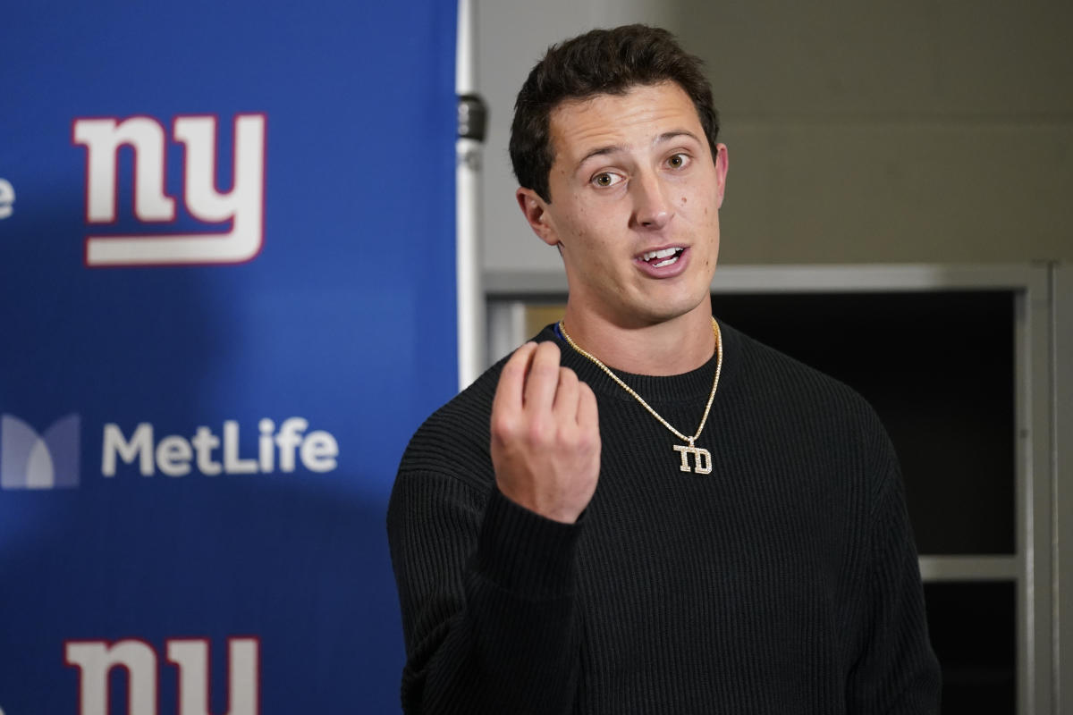 Tommy DeVito: The Italian Stallion Bringing Swagger to the New York Giants  - BVM Sports