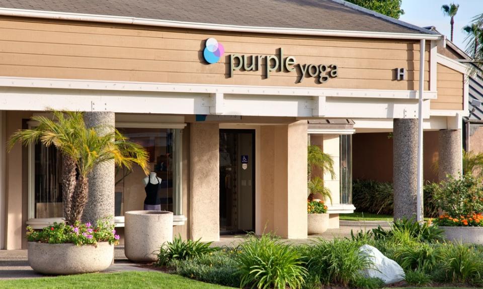 <b>Photo: Purple Yoga/<a href="https://redirect.hoodline.com/http-tracking-groupo1d23cdf1ed781d0fd34c?utm_source=all-feed&utm_medium=rss&utm_campaign=stories&pd00=23a9b3b2-8235-4b45-9aef-0f61430dd229&pd01=81024472-a80c-4266-a0e5-a3bf8775daa7&pd02=pl&pd99=87a7b83d-f9a9-40f3-a114-37897101dbe7" rel="nofollow noopener" target="_blank" data-ylk="slk:Groupon;elm:context_link;itc:0;sec:content-canvas" class="link ">Groupon</a></b>