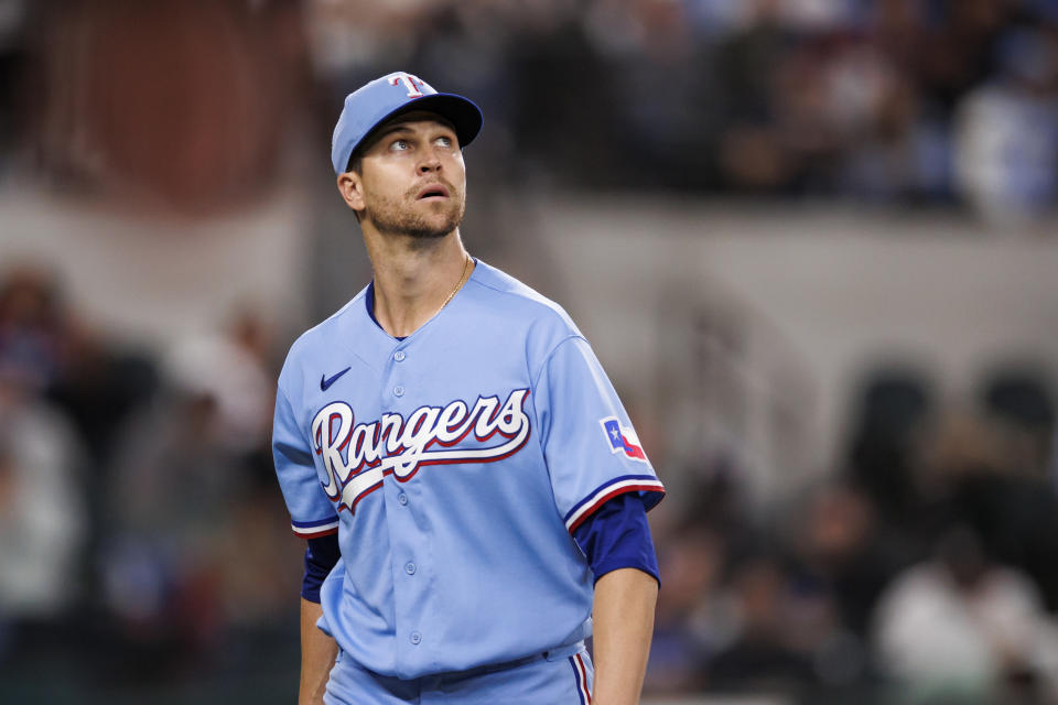 二度置換韌帶的Jacob deGrom，仍有望在術後持續繳出水準以上的表現。(Photo by Bailey Orr/Texas Rangers/Getty Images)