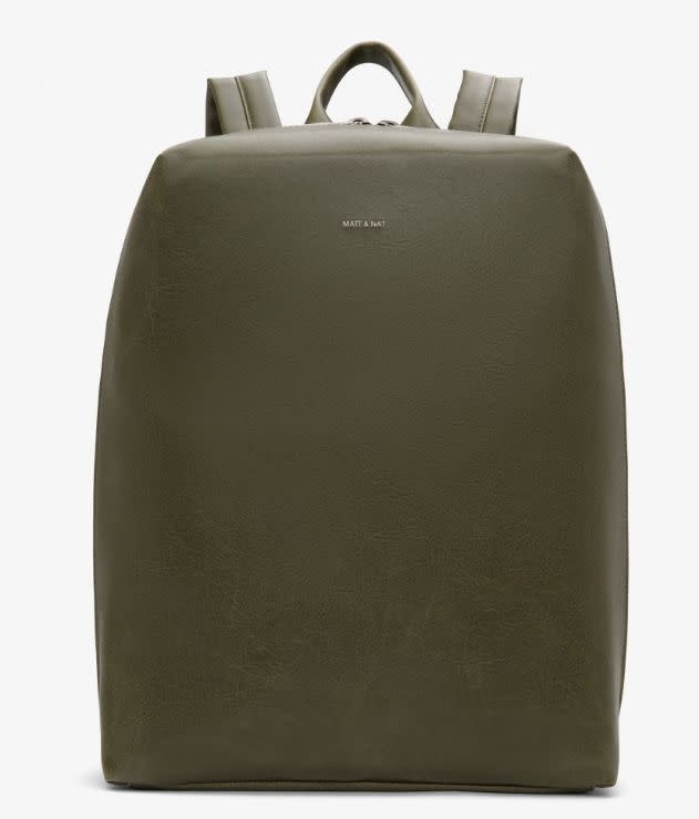 Bremen backpack in Olive. Available in three colours. Interior: 15