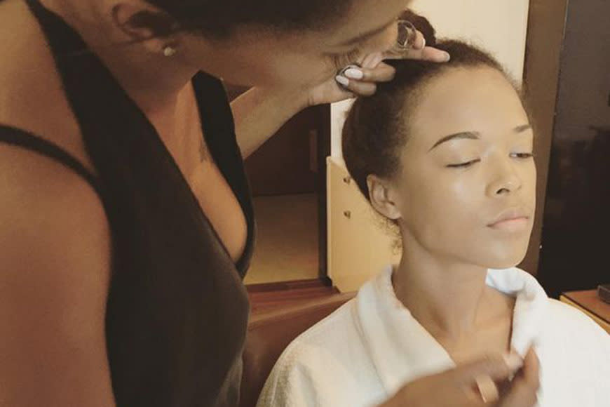 “Face prep �� #VMA.”