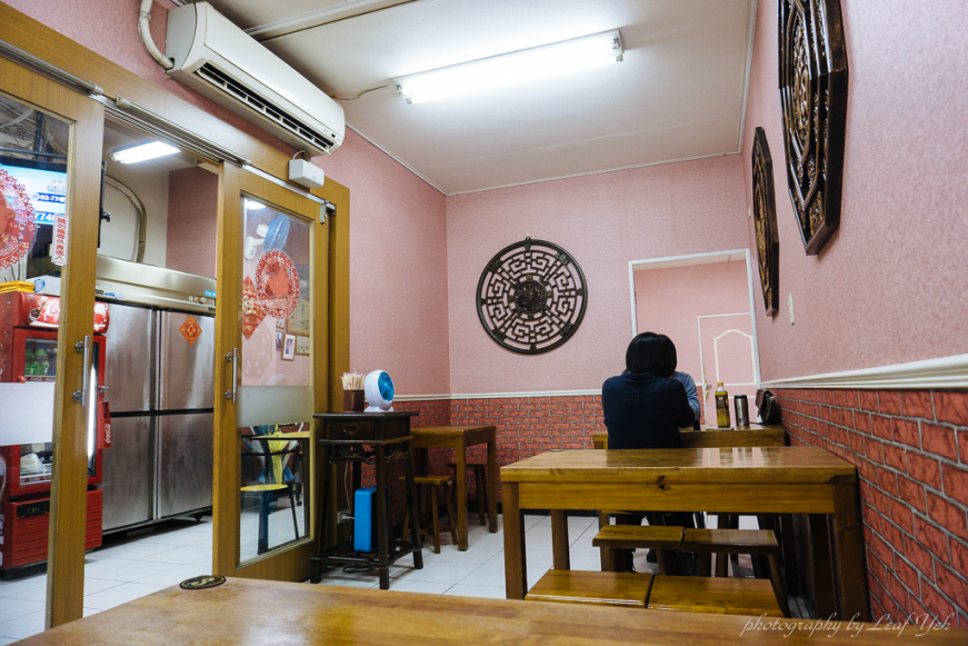 中華餡餅粥,台北褡褳火燒,台北昆明街美食推薦,西門町美食小吃,萬華美食小吃,中華商場老店