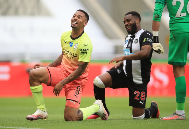 FA Cup - Quarter Final - Newcastle United v Manchester City