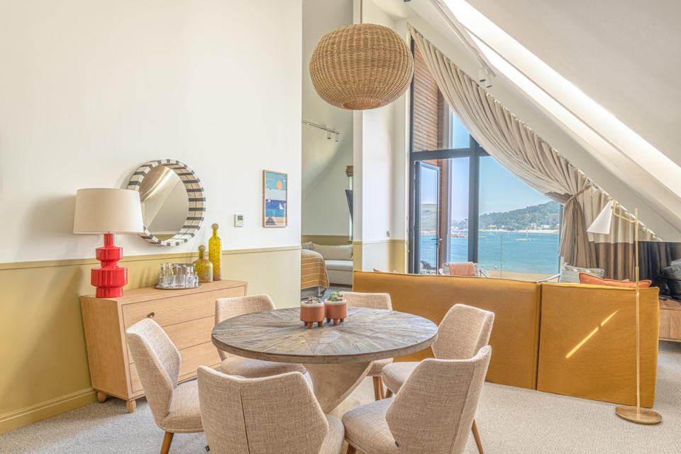 The penthouse suite at Harbour Beach Club (Perowne)