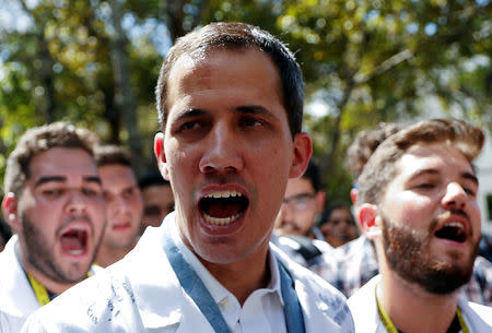 Venezuelan opposition leader and self-proclaimed interim president Juan Guaido takes part in a protest against Venezuelan President Nicolas Maduro's government outside a hospital in Caracas, Venezuela January 30, 2019. REUTERS/Carlos Garcia Rawlins