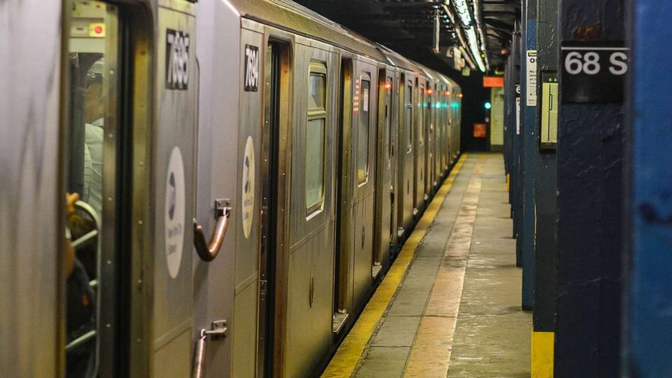 PHOTO: In this undated file photo, a 6 train pulls into the 68th street subway station in New York. (STOCK IMAGE/Getty Images)