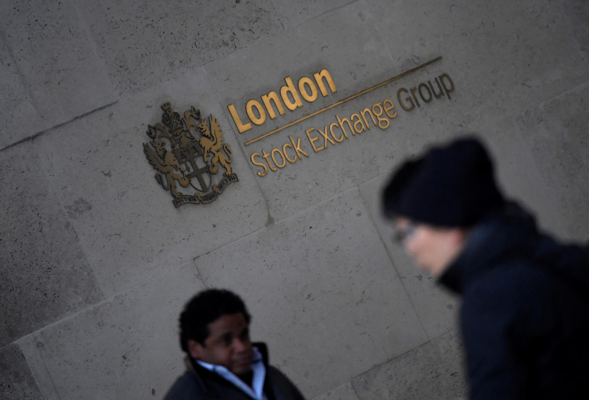 London Stock Exchange suspends trading in more Russian firms, London Stock  Exchange