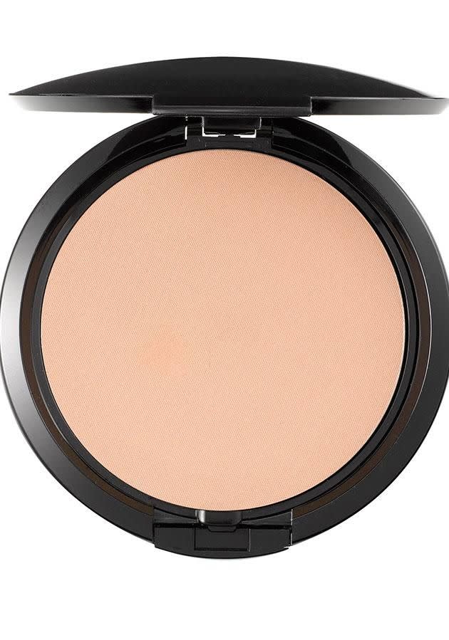 SCOUT Cosmetics Mineral Pressed Powder Compact