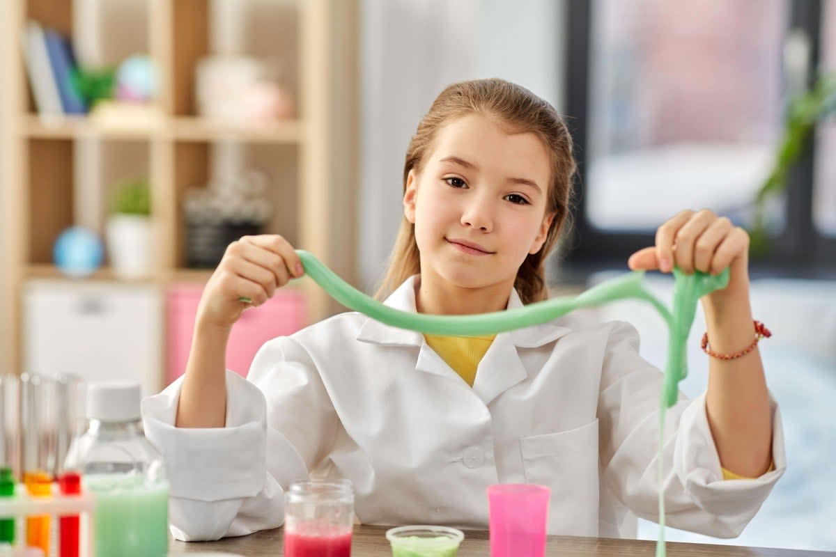 Parents can help kids bridge the gender gap in STEM studies (Alamy/PA)