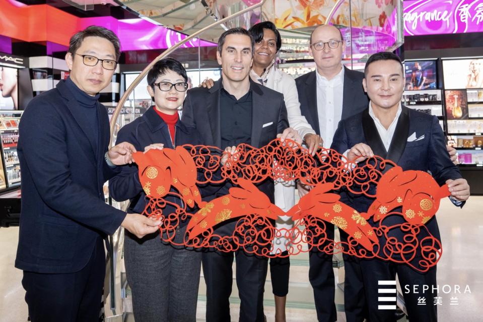 Guillame Motte, global president and CEO of Sephora; Alia Gogi, president of LVMH-Sephora Asia and other executives at the Taikoo Li Sanlitun flagship store in Beijing. Courtesy of Sephora.