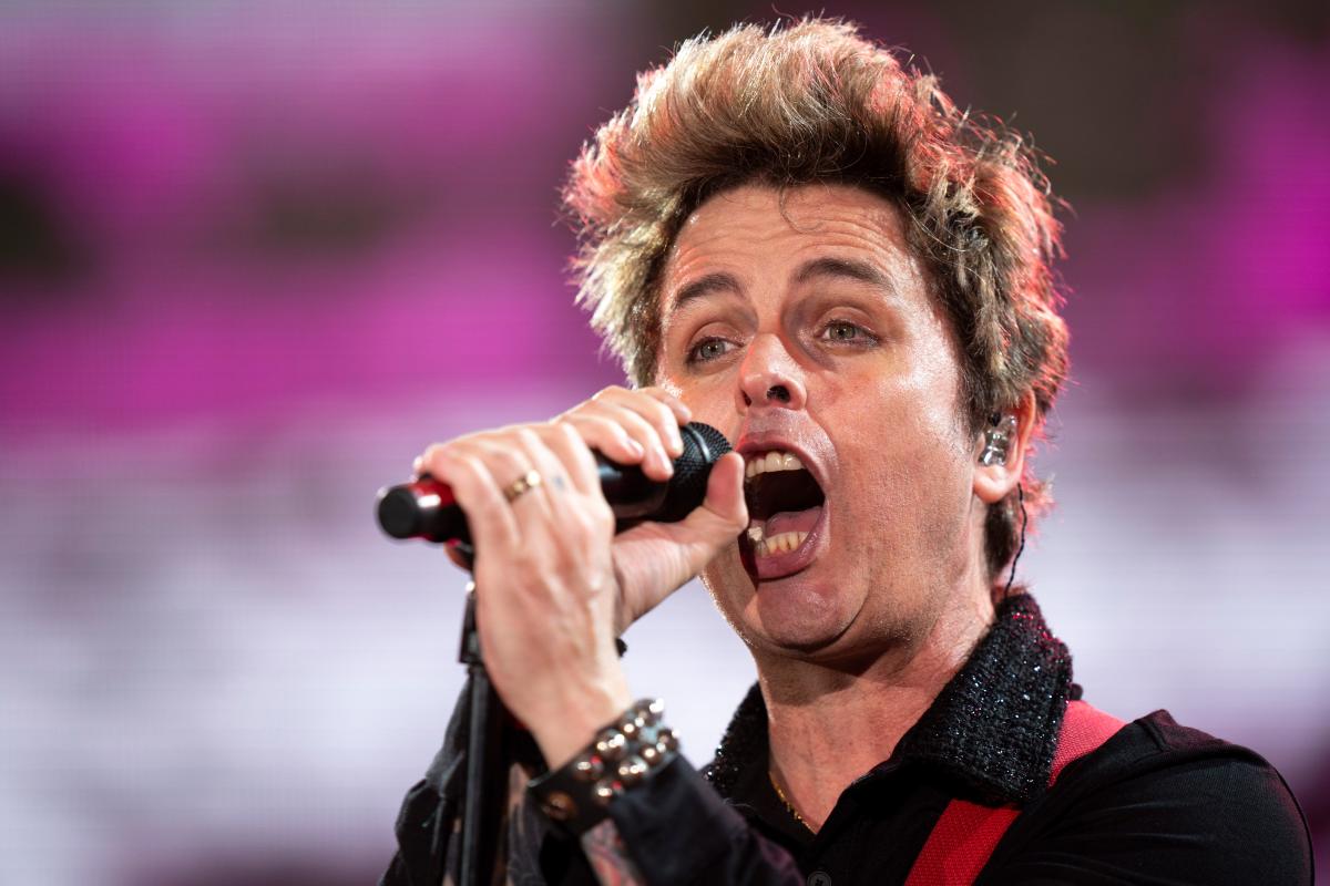 Concert review Green Day rocked Pittsburgh stadium as September began