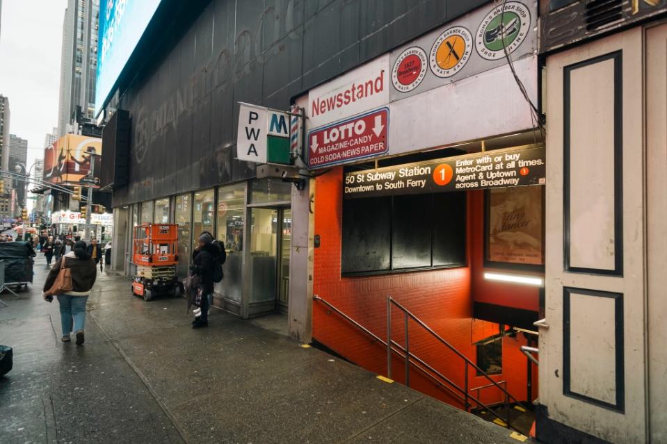 The restaurant is located within the subway entrance but before the turnstiles. Stefano Giovannini