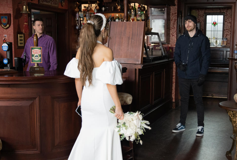 FROM ITVSTRICT EMBARGO -  No Use Before Tuesday 21st March 2023 Coronation Street - Ep 1091213Monday 27th March 2023Ryan Connor [RYAN PRESCOTT] goes into the pub for Daisy Midgeley [CHARLOTTE JORDAN] but theyâ€™re shocked to find Justin [ANDREW STILL] there. Justin advances on Daisy holding a glass full of clear liquid, telling Daisy that no one will want her after this, he throws acid at Daisy. Picture contact - David.crook@itv.comPhotographer - Danielle BaguleyThis photograph is (C) ITV and can only be reproduced for editorial purposes directly in connection with the programme or event mentioned above, or ITV plc. This photograph must not be manipulated [excluding basic cropping] in a manner which alters the visual appearance of the person photographed deemed detrimental or inappropriate by ITV plc Picture Desk. This photograph must not be syndicated to any other company, publication or website, or permanently archived, without the express written permission of ITV Picture Desk. Full Terms and conditions are available on the website www.itv.com/presscentre/itvpictures/terms