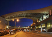 <p>6 – Aéroport International de Moscou Sheremetyevo, Moscou, Russie : 8,35/10. (crédit Getty) </p>