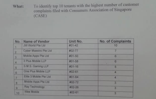 A list of 10 rogue vendors have been put up around lift lobbies at IT mall Sim Lim Square (EDMW Facebook)