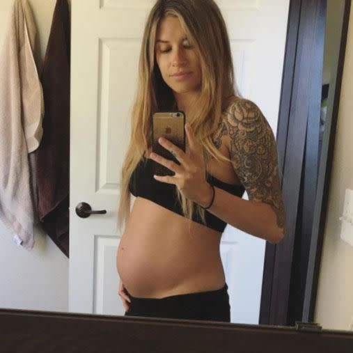 Jane shared this pregnant of her at 31 weeks pregnant, posting it two weeks ago. Photo: Instagram