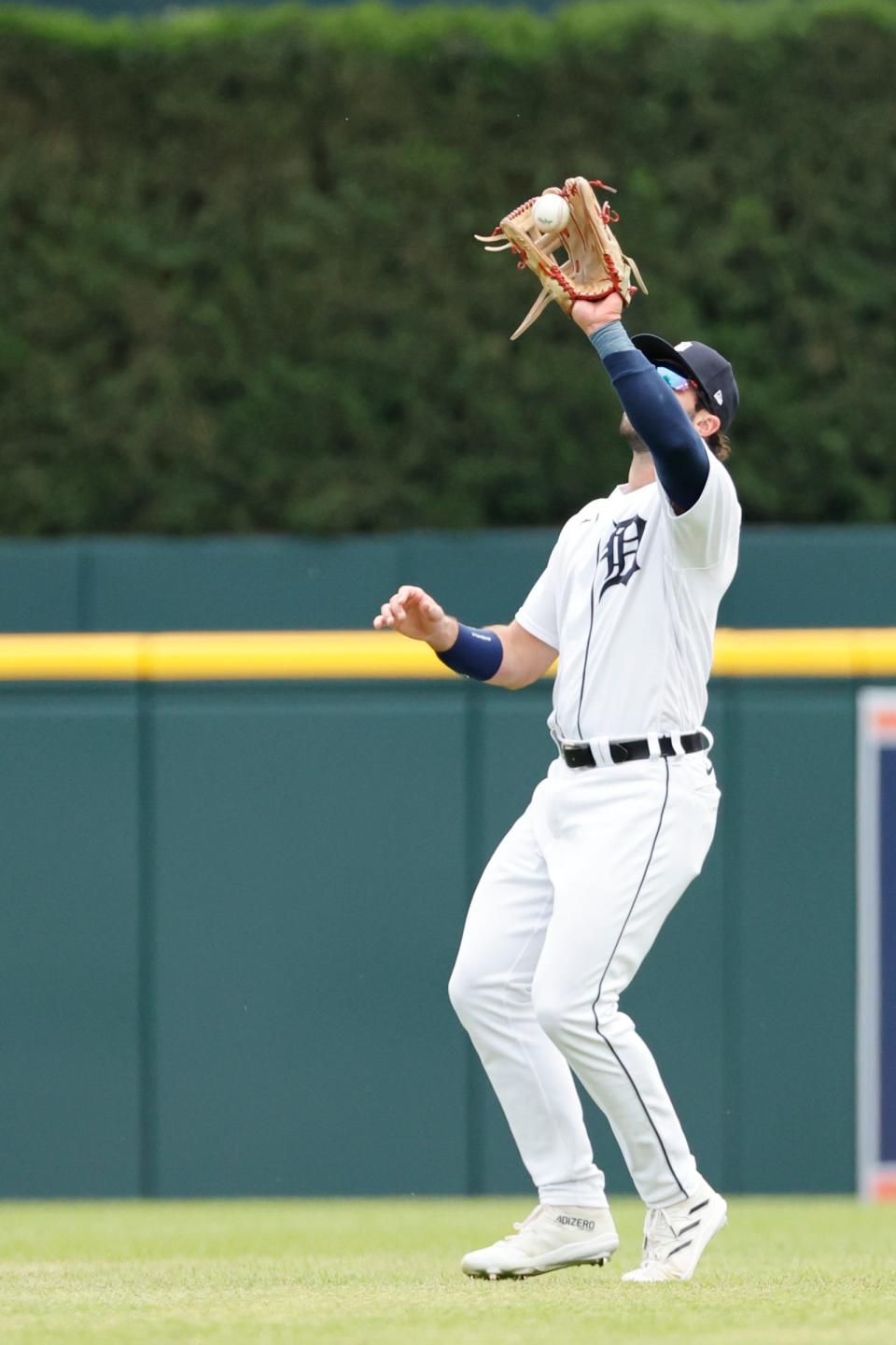 Tigers right fielder Matt Vierling makes a catch in the third inning of the Tigers' 5-0 loss to the Mariners on Saturday, May 13, 2023, at Comerica Park.