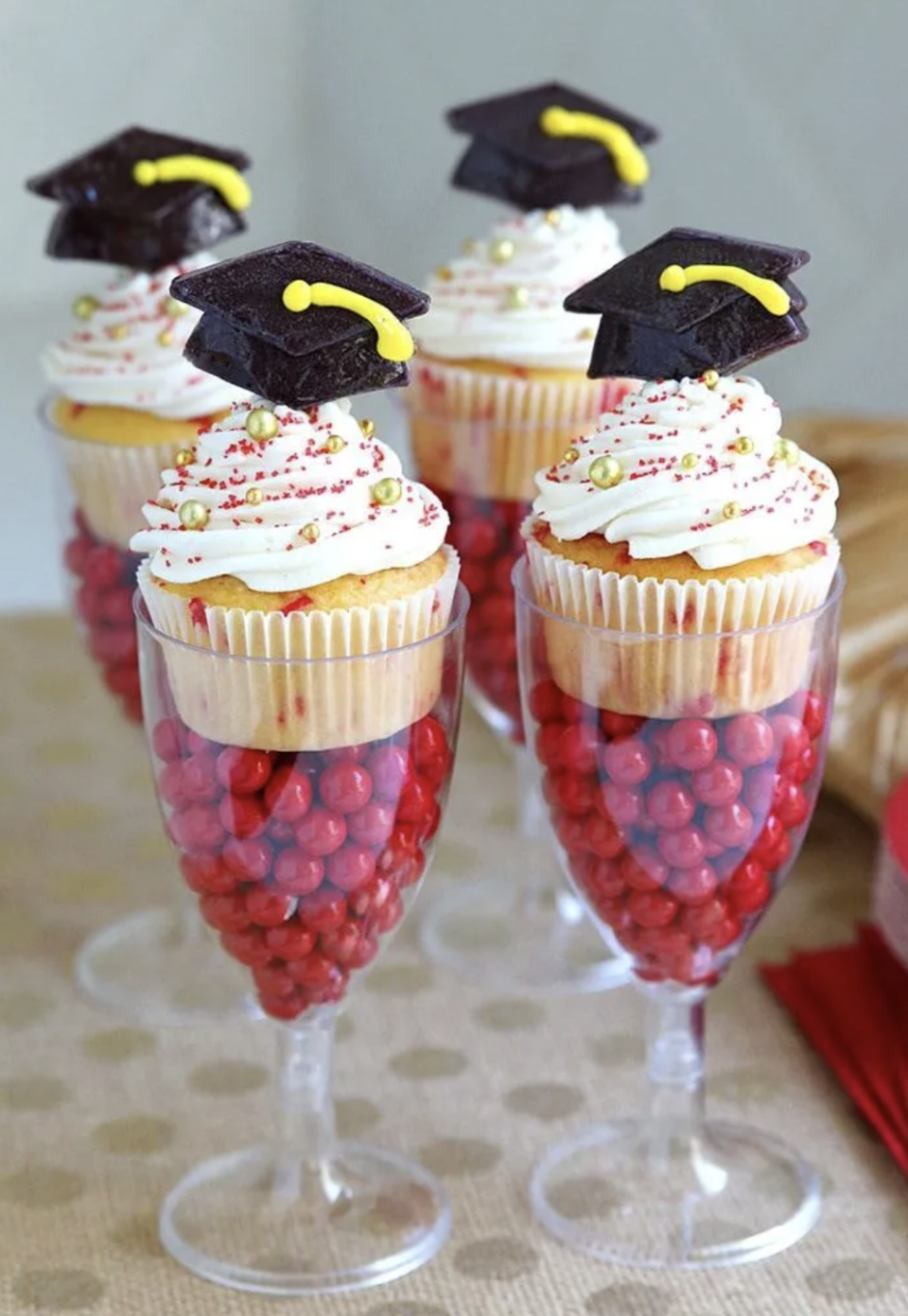 diy graduation cupcakes