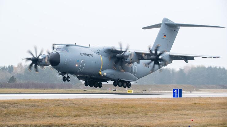 Der Luftfahrt- und Rüstungskonzern Airbus hatte vertrauliche Bundeswehr-Dokumente bei seinen Mitarbeitern gefunden. Foto: dpa