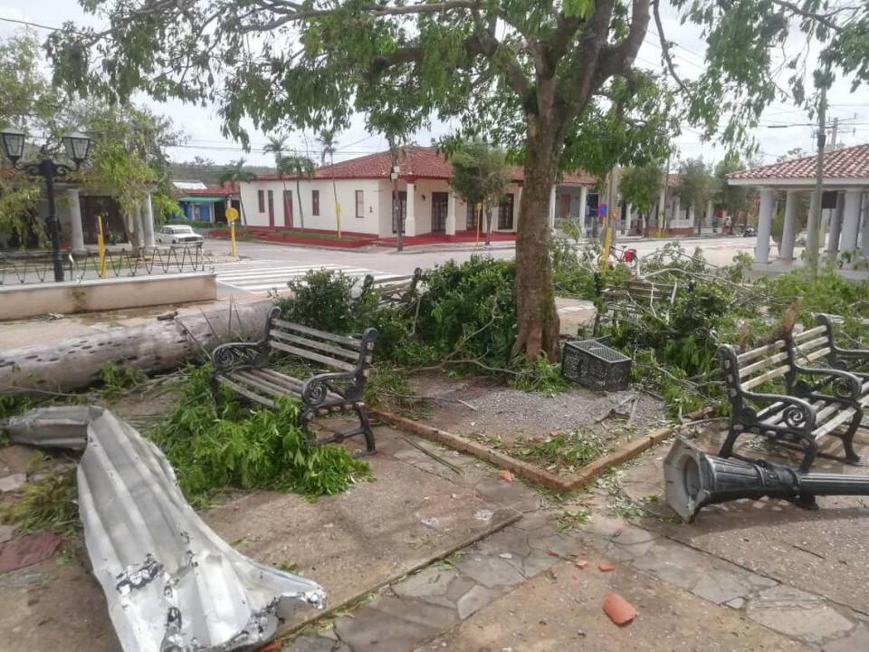 El parque en el centro de Viñales, en Pinar del Río, el miércoles 28 de septiembre de 2022. El huracán Ian pasó varias horas por la provincia de Pinar del Río sembrando destrucción.