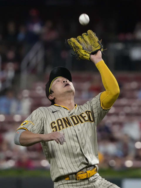 San Diego Padres second baseman Ha-Seong Kim catches a pop fly by St. Louis Cardinals' Nolan Arenado for an out during the fourth inning of a baseball game Monday, Aug. 28, 2023, in St. Louis. (AP Photo/Jeff Roberson)