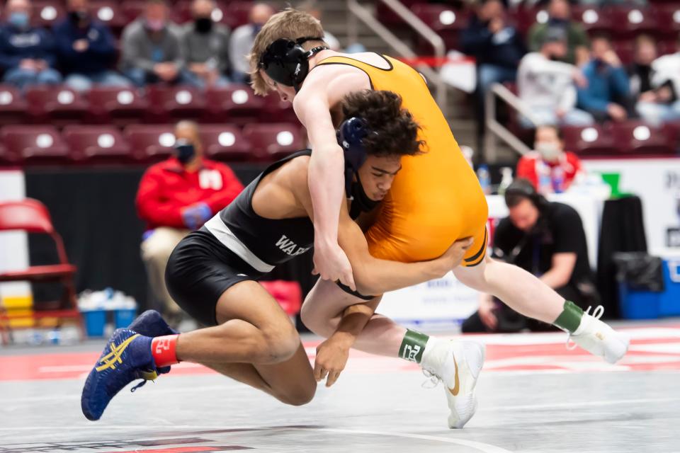 Delaware Valley (Pa.'s) Zachary Jacaruso (left), shown wrestling in last year's PIAA Class 3A championship bout, upended St. John Vianney freshman Anthony Knox, 6-4, Sunday, in the 113-pound championship bout of the Escape The Rock Tournament at Council Rock South (Pa.).