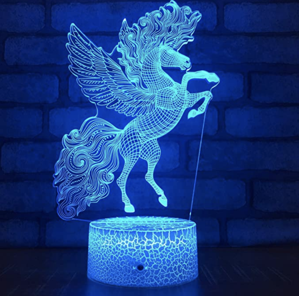 3D design lamp. (PHOTO: Amazon)