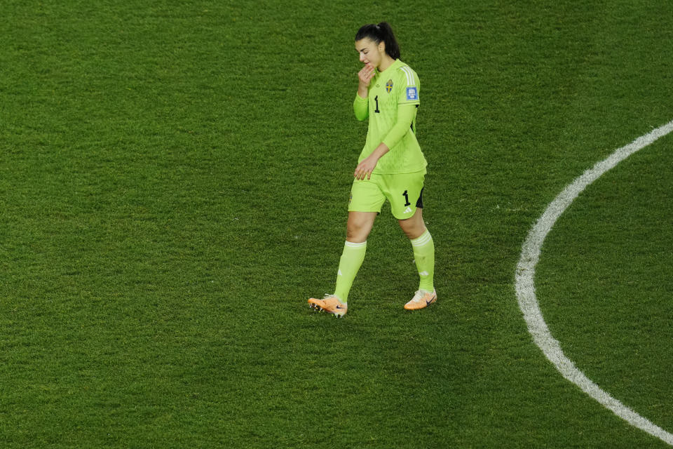 Sweden's goalkeeper Zecira Musovic reacts as she leaves the field after their loss during the Women's World Cup semifinal soccer match between Sweden and Spain at Eden Park in Auckland, New Zealand, Tuesday, Aug. 15, 2023. (AP Photo/Abbie Parr)
