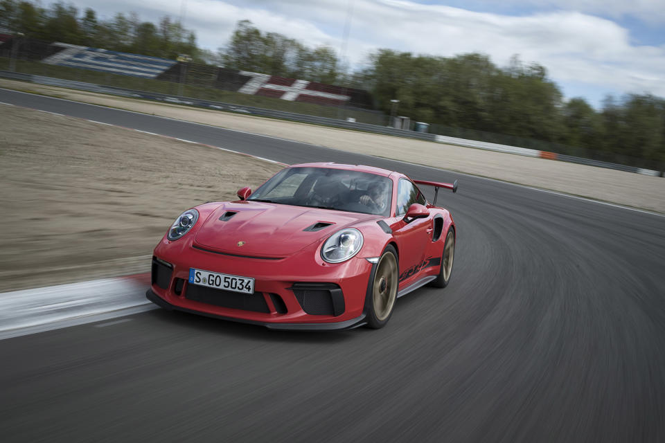 Porsche 911 GT3 RS 2018 review hero front