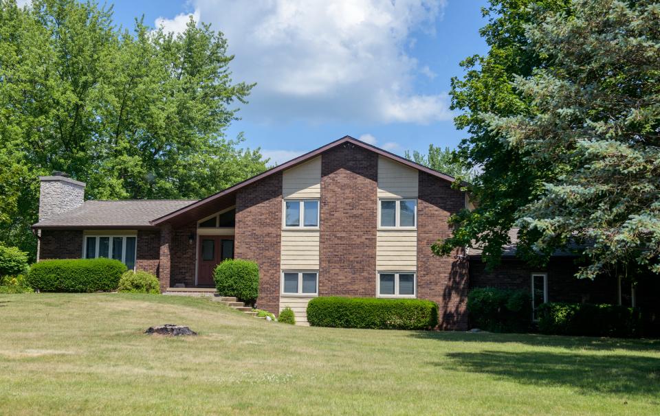 This home at 7 Old Farm Ln. in Washington was the fifth most expensive Tazewell County residence sold in June of 2023.