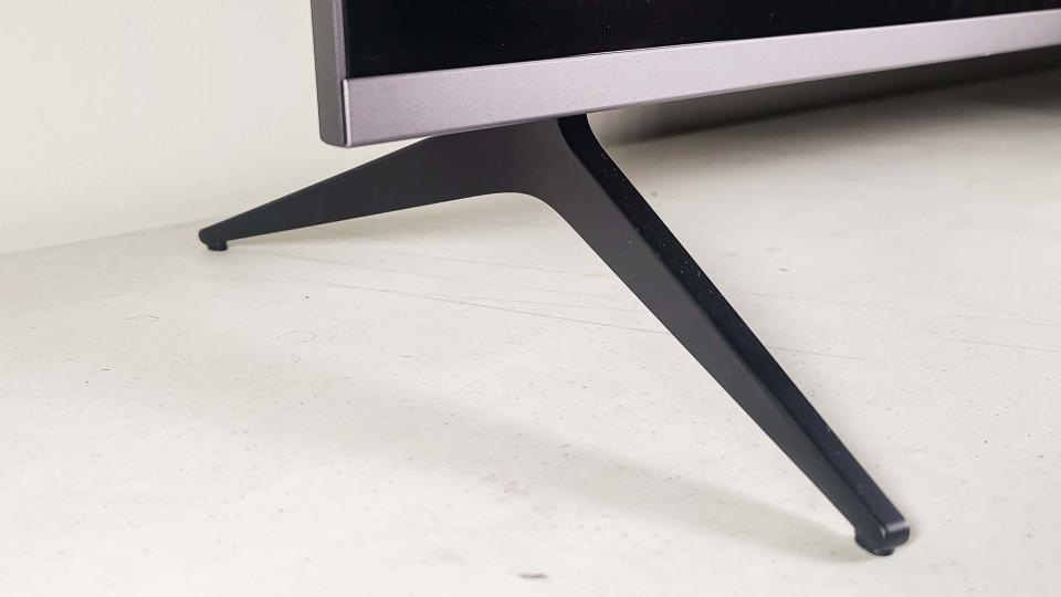 Roku Plus Series 4K QLED TV leg stand