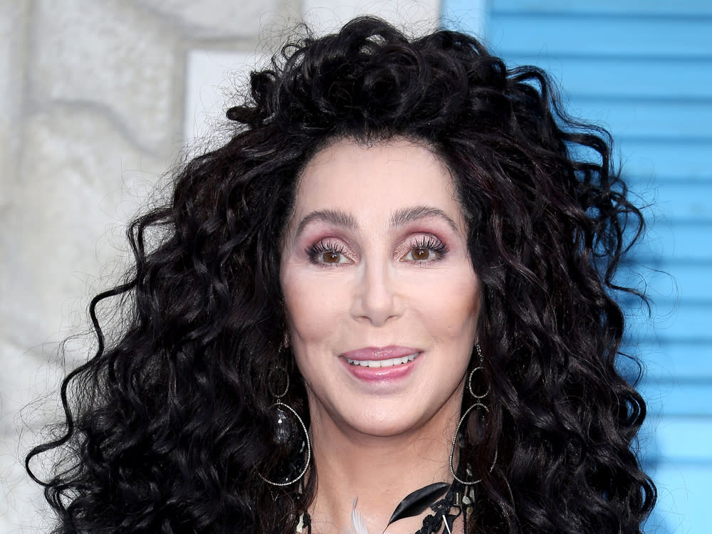 Am 20. Mai feiert Cher ihren 75. Geburtstag. Ihr Alter sieht man der Popikone nicht an. (Bild: Cubankite / Shutterstock.com)