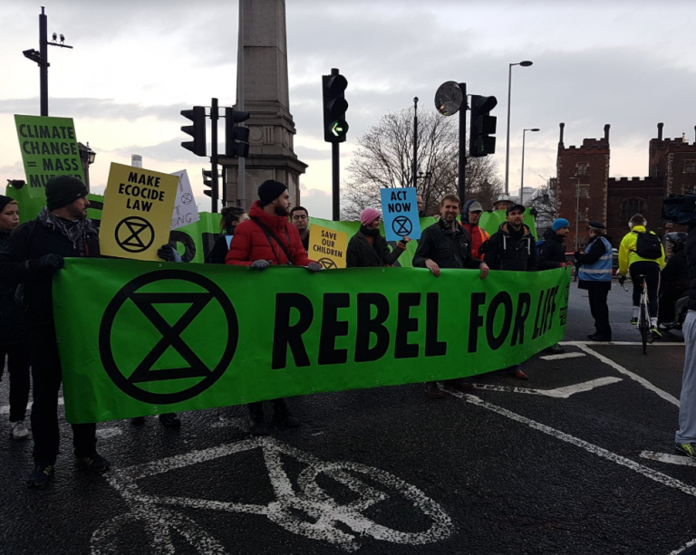 Climate change protesters 'swarming' major London roads to stop rush hour traffic