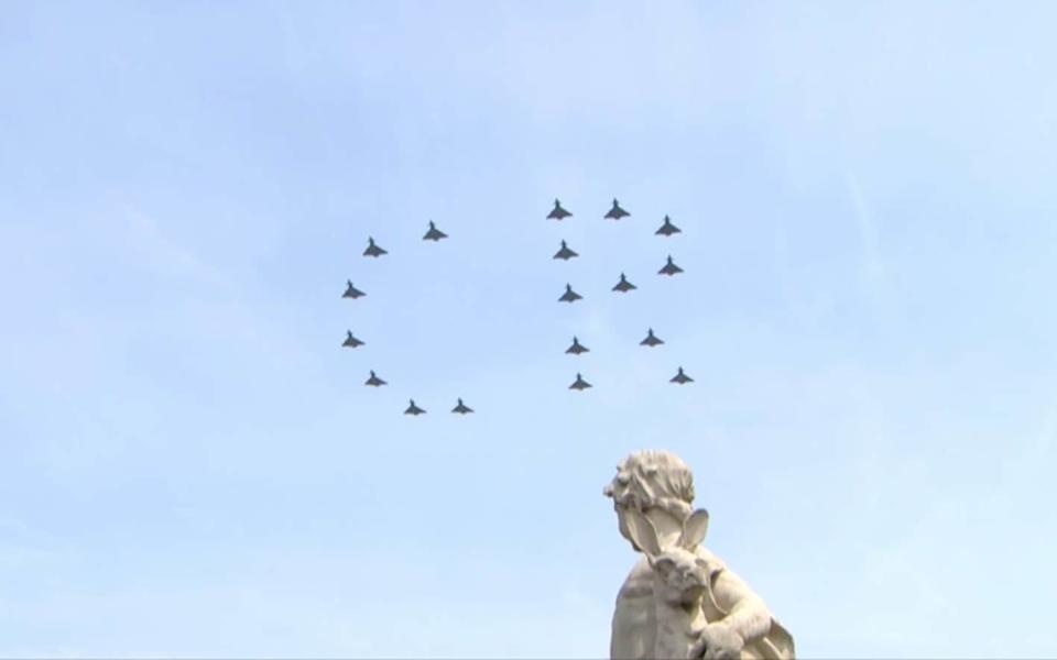 Typhoons form CR during flypast